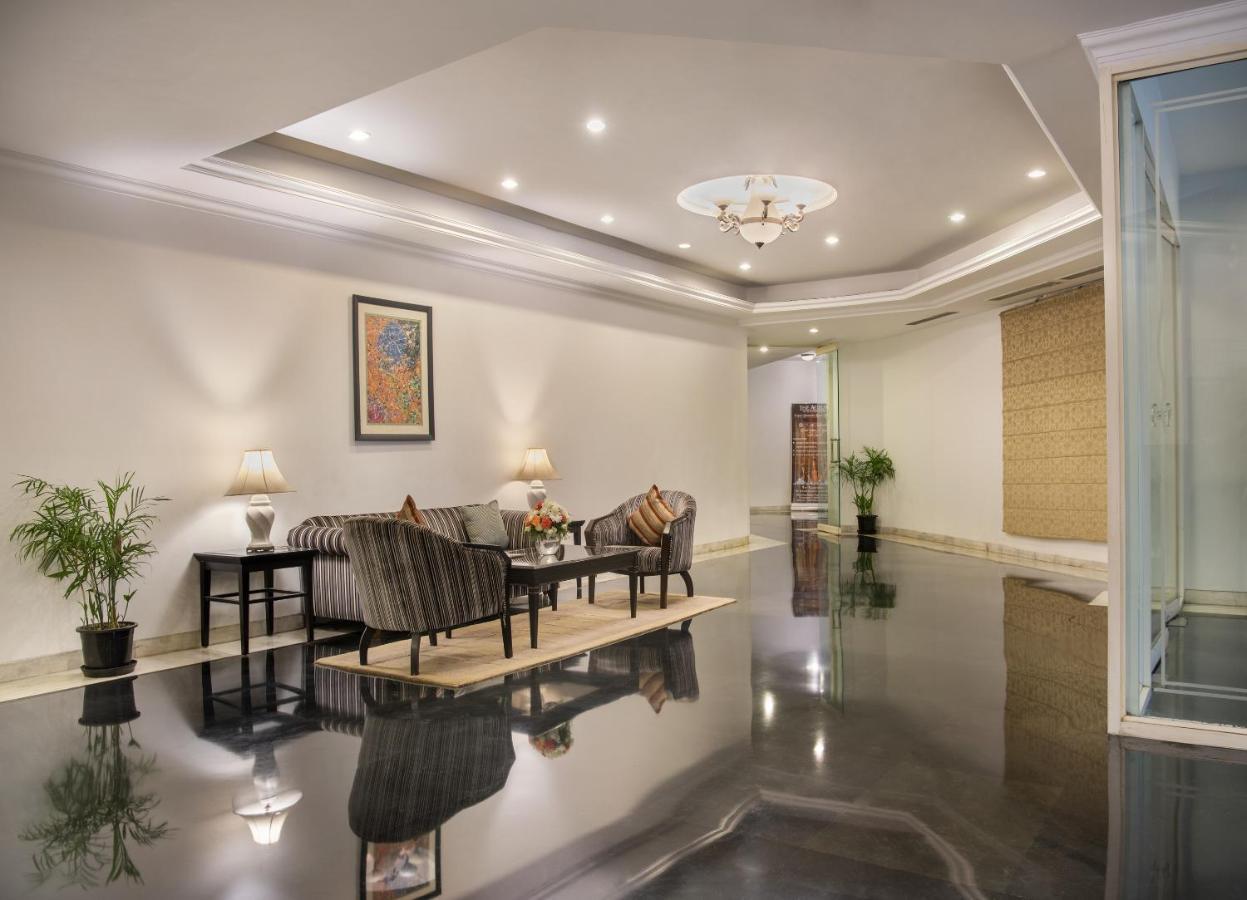 Sarovar Portico Surajkund Нью-Дели Экстерьер фото